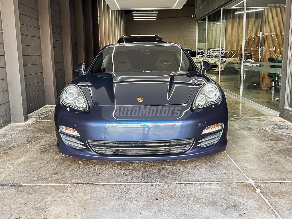 Porsche PANAMERA 2011