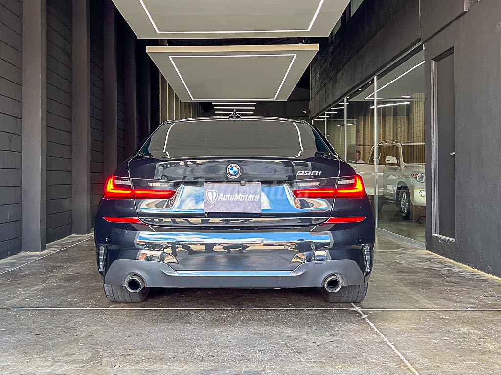 BMW 330i 2022