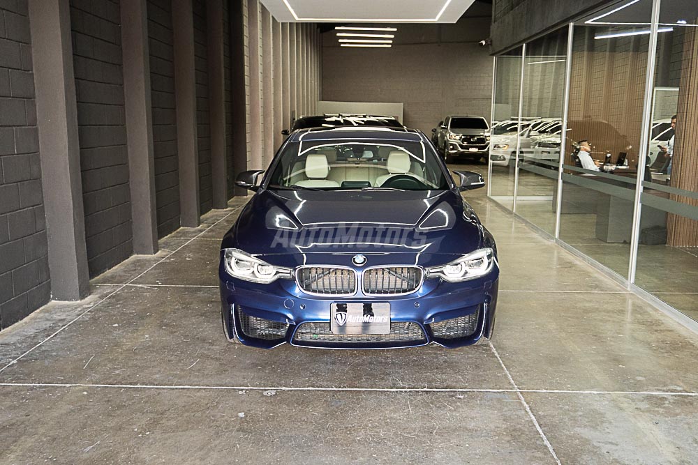 BMW 330i 2017