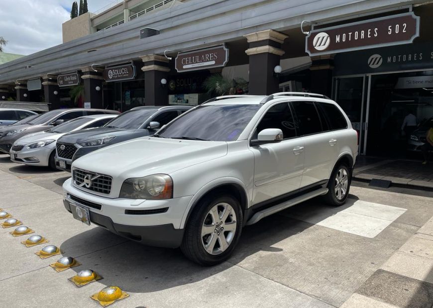 Volvo XC90 2011