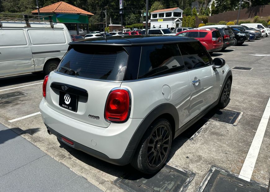 vehiculo imagen 4