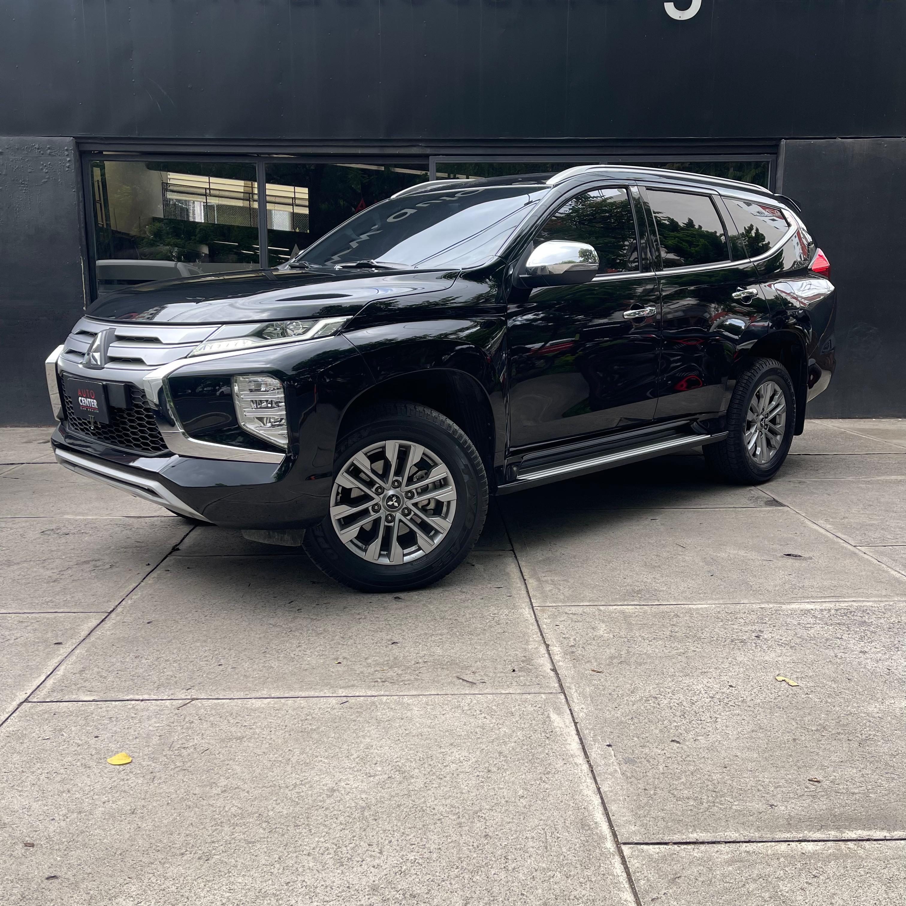 Mitsubishi MONTERO 2025